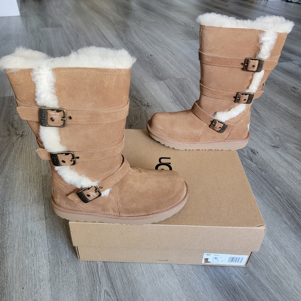 UGG Kids Maddi II Suede Boot
